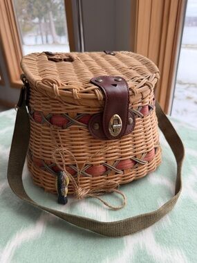 Vintage Woven Wicker Fishing Creel Basket Bag